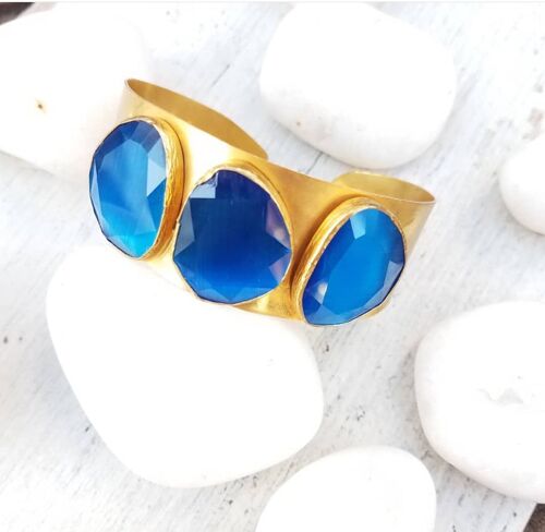 Blue Cat's Eye Cuff (SN981)