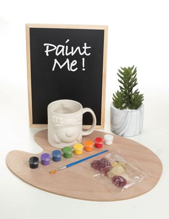 Peignez votre propre kit de tasse de renne en céramique avec des peintures et des gelées végétaliennes 1