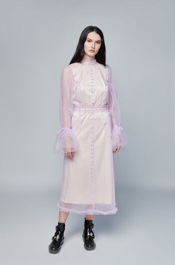 Robe romantique avec épingles à nourrice 1