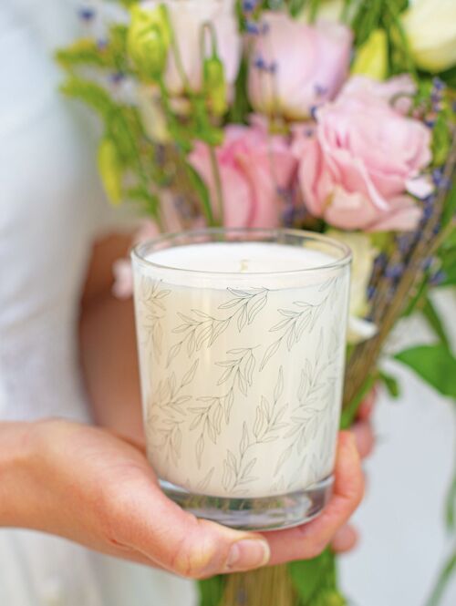 Peppery Rose Scented Soy 200g candle