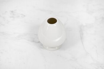 naoshi matcha whisk holder - white 1