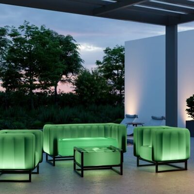 Luminosi mobili da giardino Yomi e tavolino-verde
