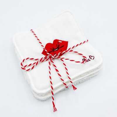 Reusable embroidered makeup remover wipes "KISS💋"