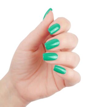 vernis à ongles vegan vert menthe - Fischers Fritz 3