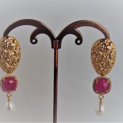 Gemstone earrings with ruby