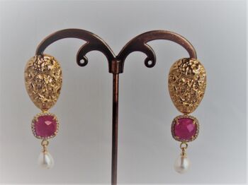 Boucles d'oreilles pierres précieuses avec rubis