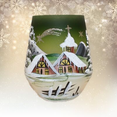 Taza de linterna con paisaje y verde iglesia