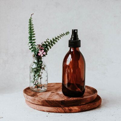 Amber glass spray bottle – 250ml