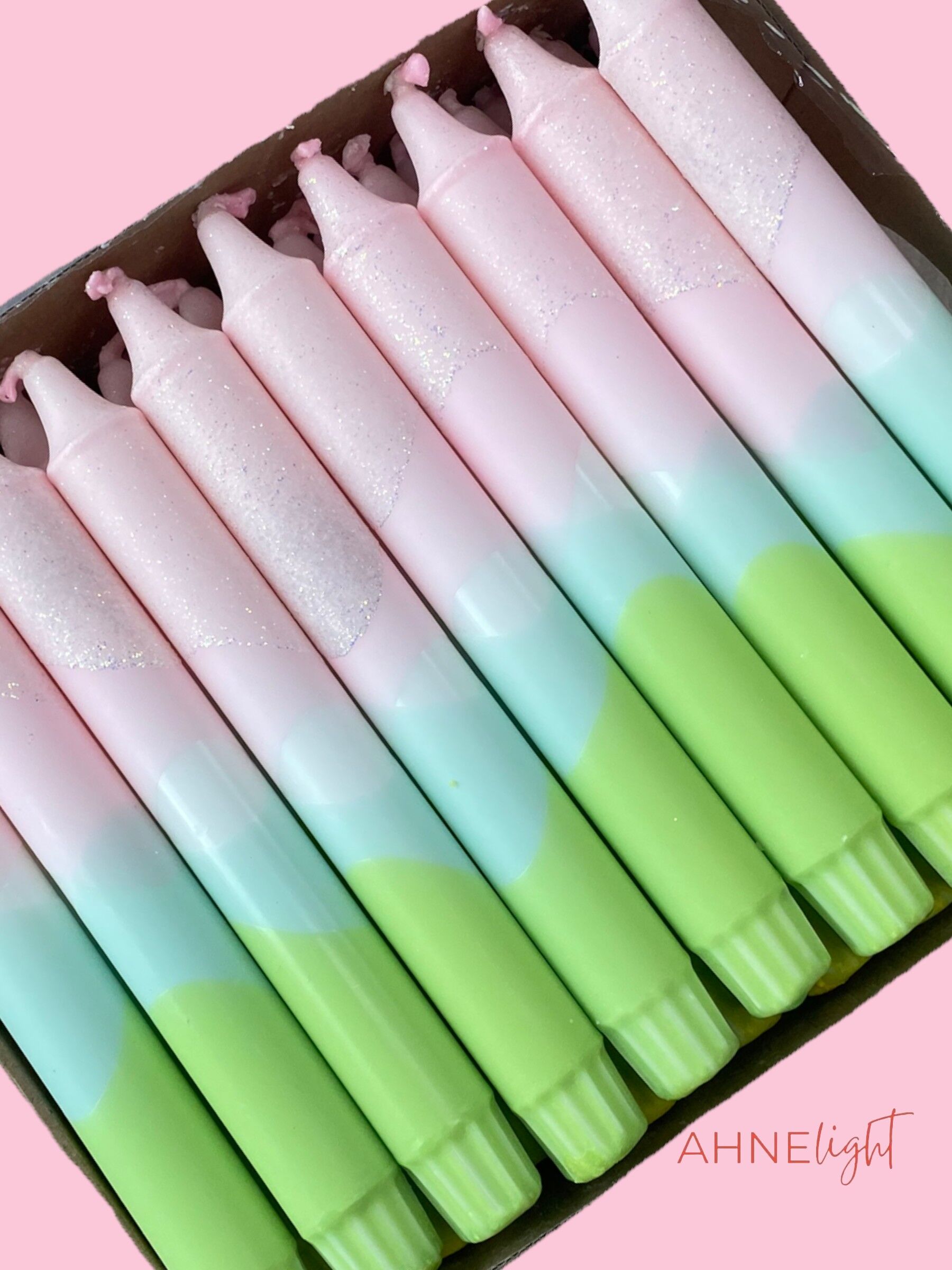 Candela colorata a mano n. 3