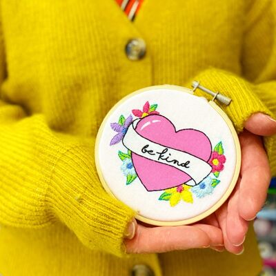 Be Kind' Mini Embroidery Kit