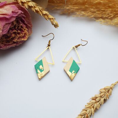 Golden triangle earrings and wooden rhombus painted in grass green, golden gilding chips