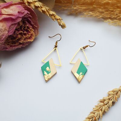 Golden triangle earrings and wooden rhombus painted in grass green, golden gilding chips