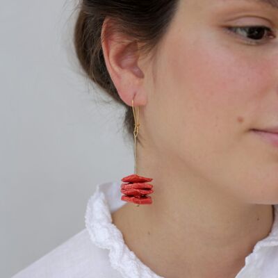 Boucles d'oreilles longues Camino rouge clair en céramique