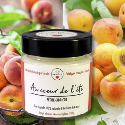Peach/Apricot scented candle (In the heart of summer)