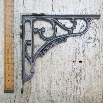 Shelf Bracket SINGER CORP Cast Iron 200 x 200mm / 8" x 8"