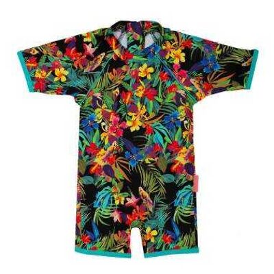Baby-Jumpsuit mit UV-Schutz Tropische Blumenmotive auf schwarzem Hintergrund