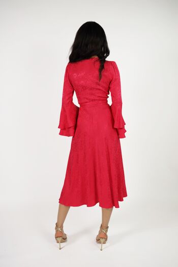 La robe portefeuille Dantea en marguerite rose 4