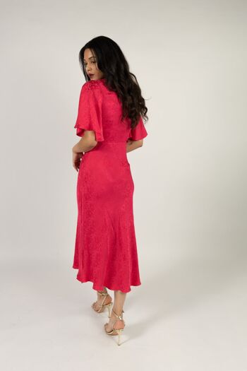 La robe mi-longue Elouise en marguerite rose 5