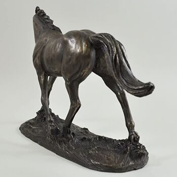 Élégance' par Harriet Glen sculpture figurine cheval en bronze coulé à froid 3
