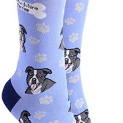 Socken im Staffordshire Bullterrier-Design mit dem Text „I love my Staffordshire Terrier“, hochwertiger Unisex-Strumpffüller in Einheitsgröße – Lila