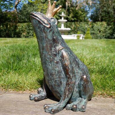 Bronze effect 'Frog Prince' wearing Crown novelty pond or garden decoration
