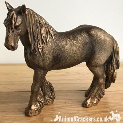 Figura de adorno tipo Cob Shire de caballo pesado, parte de la gama Leonardo Bronzed, en caja de regalo