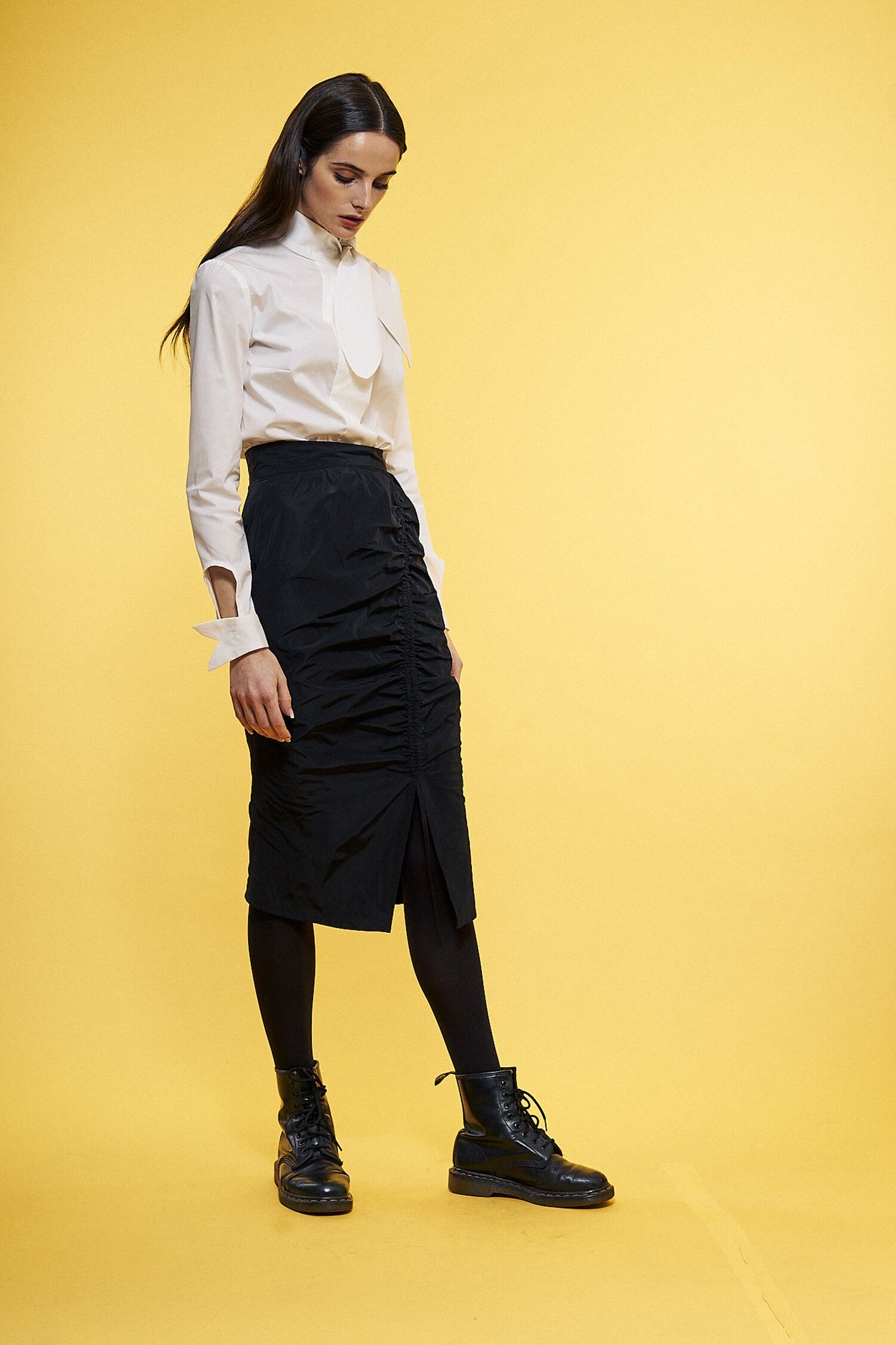 BLACK SILK RUFFLED SKIRT