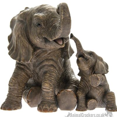 Elefante sentado grande de 22 cm con adorno/figura de becerro de Leonardo, en caja de regalo