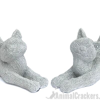 CONJUNTO DE DOS Estatuillas de adornos de gato que se extienden con diamantes plateados relucientes