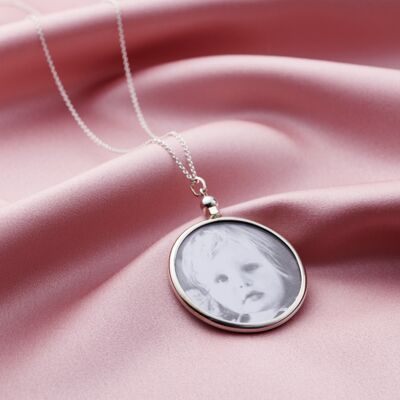Sterling Silver Round Glass Locket Necklace