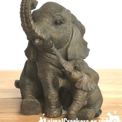 Éléphant assis avec ornement/figurine de veau de Léonard, coffret cadeau