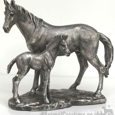Invecchiato effetto argento Mare & Foal ornamento figura scultura statua regalo amante dei cavalli