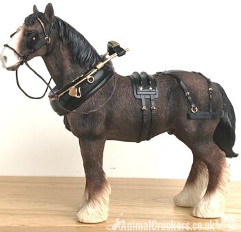 Leonardo Bay Shire Cart Heavy Horse dans la figurine d'ornement de harnais, coffret cadeau 2