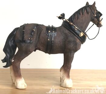 Leonardo Bay Shire Cart Heavy Horse dans la figurine d'ornement de harnais, coffret cadeau 5