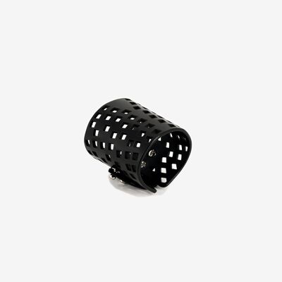 Bracelet-Cuff, model Perforated cuff