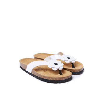 Sandale tongs LENE en éco-cuir blanc pour femme. Code fournisseur MD3101 3
