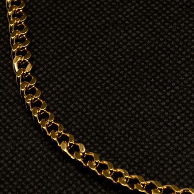 Classic Curb Chain Gold