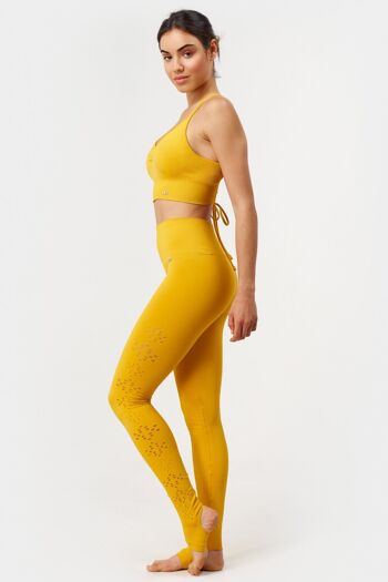 Karma Legging 2.0 en Mostaza 6