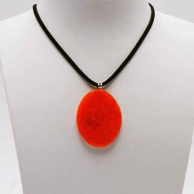 Murano necklace. Oval pendant in orange MURRINE.