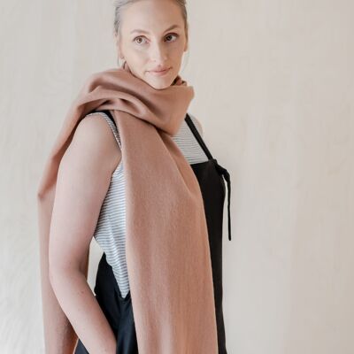 Lambswool Oversized Scarf in Blush