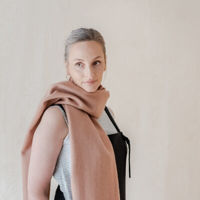 Lambswool Oversized Scarf in Blush