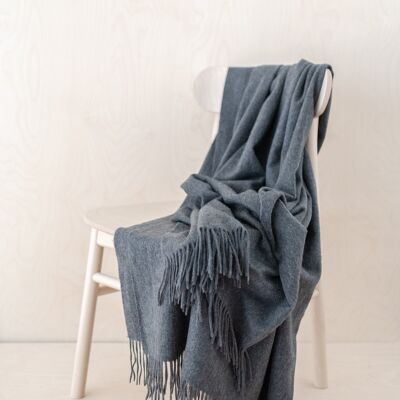 Cashmere Knee Blanket in Charcoal Melange