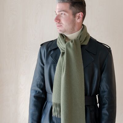 Cashmere Men's Scarf in Olive