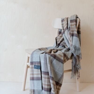 Cashmere Knee Blanket in Mackellar Tartan