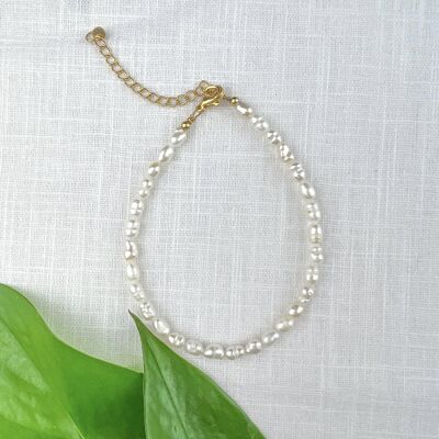 The classic pearl anklet
