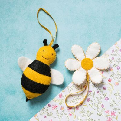 Mini kit de manualidades de fieltro con abejas y flores
