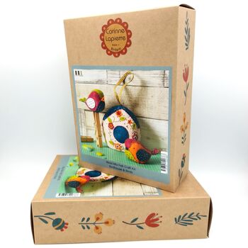 Kit d'artisanat en feutre nichoir et deux oiseaux 2
