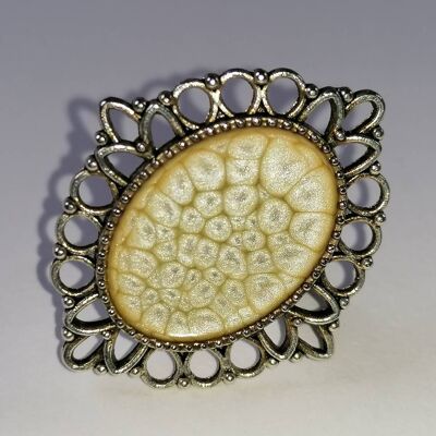 Bague baroque beige 3