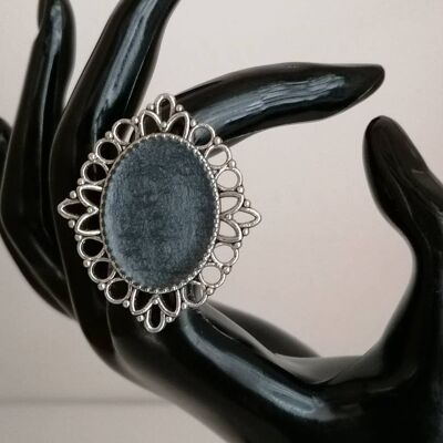 Bague baroque noire 1