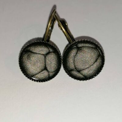 Boucles d'oreilles noires 1